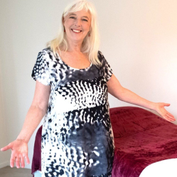 Elayne in her therapy room